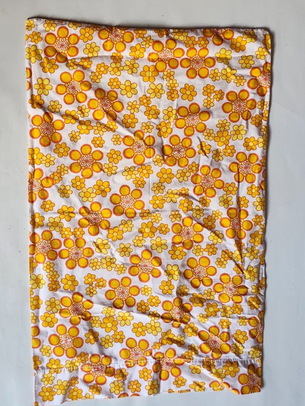 VINTAGE Wabasso Flower Power Pillow Case For Simpsons Department Store Canadian